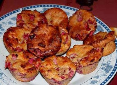 Szénhidrát-csökkentett diétás meggyes-túrós muffin